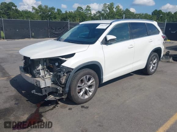 ✅ 2015 Toyota Highlander XLE • VIN: 5TDKKRFH6FS078258 • Lot: 43047266. Wystawiony na IAAI z przebiegiem 183 990 mil. Bezpłatny archiwum sprzedaży aukcyjnych z USA i szczegółowy raport historii pojazdu na DreamBid. Zdjęcie 2.