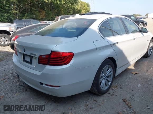✅ 2016 BMW 5 Series 528i xDrive • VIN: WBA5A7C54GG150596 • Лот: 43275938. Опубликован ранее на IAAI с пробегом 62 656 миль. Бесплатный доступ к архиву аукционных продаж из США и подробный отчёт об истории автомобиля на DreamBid. Изображение 4.