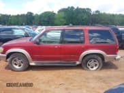✅ 2000 Ford Explorer Eddie Bauer • VIN: 1FMZU74E1YZA95651 • Lot: 42255311. Wystawiony na IAAI z przebiegiem 199 209 mil. Bezpłatny archiwum sprzedaży aukcyjnych z USA i szczegółowy raport historii pojazdu na DreamBid. Zdjęcie 14.