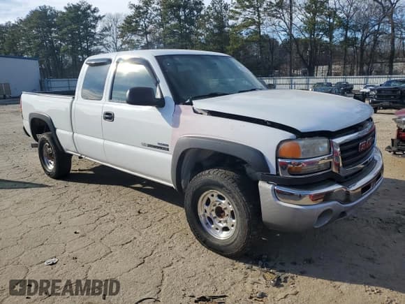 ✅ 2006 GMC Sierra 1500 • VIN: 1GTHC29D46E176380 • Lot: 46277995. Wystawiony na Copart z przebiegiem Nie podano. Bezpłatny archiwum sprzedaży aukcyjnych z USA i szczegółowy raport historii pojazdu na DreamBid. Zdjęcie 4.