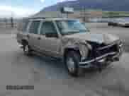 1999 Chevrolet Tahoe Z71 с VIN 1GNEK13R2XJ307813, выставлен на аукционе Copart как лот 82113345 с пробегом 240 647 миль миль и Списание • Salvage title. История ставок и продаж доступна на DreamBid. Изображение 4.