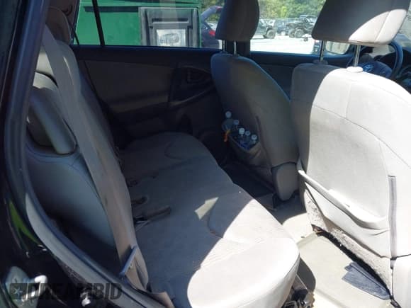 ✅ 2010 Toyota RAV4 • VIN: 2T3BF4DV3AW076684 • Лот: 43235096. Опубликован ранее на IAAI с пробегом 213 128 миль. Бесплатный доступ к архиву аукционных продаж из США и подробный отчёт об истории автомобиля на DreamBid. Изображение 8.