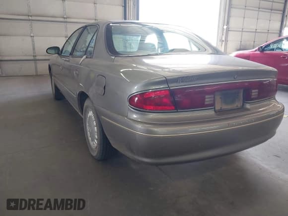 ✅ 1997 Buick Century Limited • VIN: 2G4WY52M9V1428186 • Lot: 43043784. Listed on IAAI with 171,078 mi. Free auction sales archive from the USA and detailed vehicle history report at DreamBid. Image 3.
