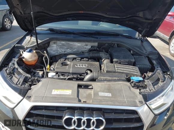 ✅ 2017 Audi Q3 Premium Plus • VIN: WA1JCCFS6HR000401 • Lot: 43218142. Listed on IAAI with 114,860 mi. Free auction sales archive from the USA and detailed vehicle history report at DreamBid. Image 10.