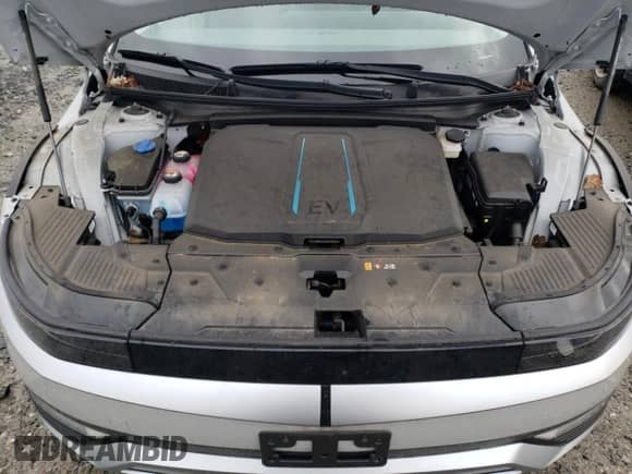 2022 Hyundai Ioniq 5 SE with VIN KM8KM4AE8NU068136, listed as a Copart auction lot 44801044 with 11,473 mi miles and . Bid and sale history available at DreamBid. Image 11.