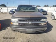 ✅ 2001 Chevrolet Silverado 1500 LS • VIN: 2GCEC19VX11172107 • Лот: 77224304. Опубликован ранее на Copart с пробегом 220 513 миль. Бесплатный доступ к архиву аукционных продаж из США и подробный отчёт об истории автомобиля на DreamBid. Изображение 5.