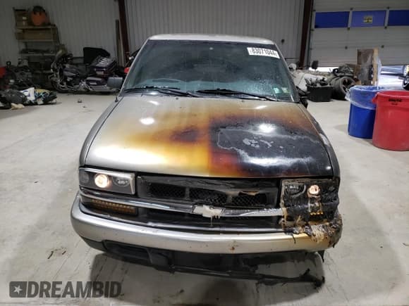 ✅ 2001 Chevrolet S-10 • VIN: 1GCCS14511K133245 • Лот: 83071044. Опубликован ранее на Copart с пробегом 113 607 миль. Бесплатный доступ к архиву аукционных продаж из США и подробный отчёт об истории автомобиля на DreamBid. Изображение 5.