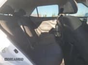 ✅ 2022 Hyundai Venue SE • VIN: KMHRB8A3XNU153957 • Лот: 82138445. Опубликован ранее на Copart с пробегом 61 219 миль. Бесплатный доступ к архиву аукционных продаж из США и подробный отчёт об истории автомобиля на DreamBid. Изображение 11.