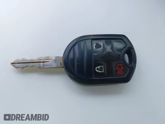 ✅ 2012 Ford F-150 XL • VIN: 1FTMF1CM5CKD69725 • Lot: 42606735. Listed on IAAI with 259,507 mi. Free auction sales archive from the USA and detailed vehicle history report at DreamBid. Image 11.