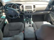 ✅ 2009 Toyota Tacoma • VIN: 5TEMU52N69Z595798 • Лот: 60313835. Опубликован ранее на Copart с пробегом 248 374 миль. Бесплатный доступ к архиву аукционных продаж из США и подробный отчёт об истории автомобиля на DreamBid. Изображение 8.