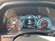 ✅ 2018 GMC Sierra 3500HD Denali • VIN: 1GT42YEY5JF284944 • Lot: 68956745. Wystawiony na Copart z przebiegiem 108 693 mil. Bezpłatny archiwum sprzedaży aukcyjnych z USA i szczegółowy raport historii pojazdu na DreamBid. Zdjęcie 9.