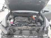 ✅ 2024 Toyota Crown XLE • VIN: JTDAAAAFXR3018186 • Lot: 42465686. Wystawiony na IAAI z przebiegiem 19 776 mil. Bezpłatny archiwum sprzedaży aukcyjnych z USA i szczegółowy raport historii pojazdu na DreamBid. Zdjęcie 10.