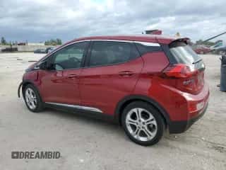 2019 Chevrolet Bolt EV LT z VIN 1G1FY6S08K4136528, wystawiony jako Copart lot #81163703 z przebiegiem 86 034 mil mil oraz . Historia ofert i sprzedaży dostępna na DreamBid. Obrazek 2.