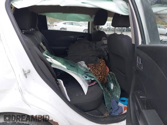 2014 Chevrolet Sonic LT с VIN 1G1JC6SH4E4201054, выставлен на аукционе IAAI как лот 43435918 с пробегом 192 964 миль миль и . История ставок и продаж доступна на DreamBid. Изображение 8.