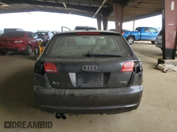 ✅ 2011 Audi A3 Premium Plus • VIN: WAUKEAFM0BA012945 • Лот: 46547895. Опубликован ранее на Copart с пробегом 86 170 миль. Бесплатный доступ к архиву аукционных продаж из США и подробный отчёт об истории автомобиля на DreamBid. Изображение 6.