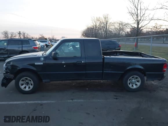 ✅ 2011 Ford Ranger XL • VIN: 1FTKR1EE8BPA56321 • Lot: 43750747. Listed on IAAI with 462,904 mi. Free auction sales archive from the USA and detailed vehicle history report at DreamBid. Image 14.