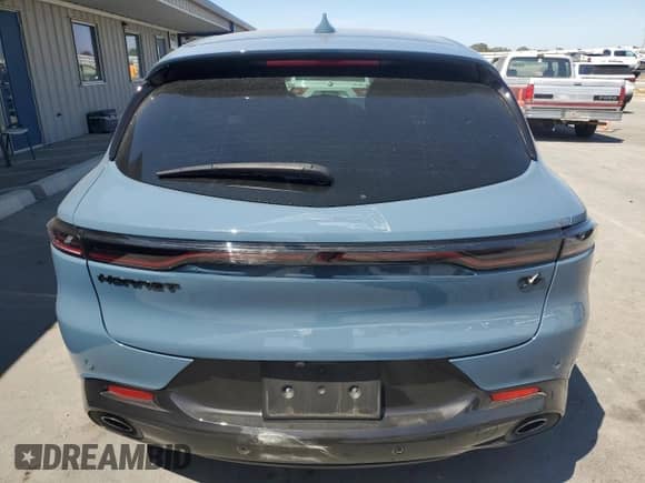 ✅ 2024 Dodge Hornet R/T • VIN: ZACPDFCW2R3A07553 • Lot: 68716005. Wystawiony na Copart z przebiegiem 14 924 mil mil. Skorzystaj z bezpłatnego archiwum sprzedaży aukcyjnych z USA i zobacz szczegółowy raport historii pojazdu na DreamBid. Zdjęcie 6.