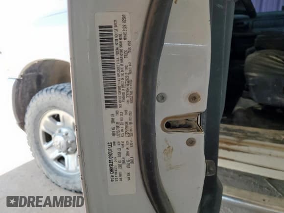 ✅ 2014 Ram 2500 Tradesman • VIN: 3C6TR5HT6EG202012 • Lot: 72031785. Listed on Copart with 209,147 mi. Free auction sales archive from the USA and detailed vehicle history report at DreamBid. Image 12.