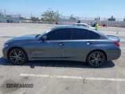 ✅ 2020 BMW 3 Series M340i xDrive • VIN: WBA5U9C0XLA380339 • Лот: 42500689. Опубликован ранее на IAAI с пробегом 56 928 миль. Бесплатный доступ к архиву аукционных продаж из США и подробный отчёт об истории автомобиля на DreamBid. Изображение 14.