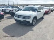 ✅ 2018 Volkswagen Atlas Launch Edition • VIN: 1V2BR2CA6JC500810 • Lot: 42550484. Wystawiony na IAAI z przebiegiem 173 413 mil. Bezpłatny archiwum sprzedaży aukcyjnych z USA i szczegółowy raport historii pojazdu na DreamBid. Zdjęcie 2.