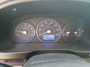 ✅ 2012 Hyundai Santa Fe GLS • VIN: 5XYZGDAB1CG162535 • Lot: 79842324. Listed on Copart with 174,959 mi. Free auction sales archive from the USA and detailed vehicle history report at DreamBid. Image 9.