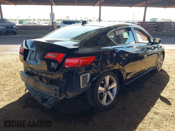 ✅ 2015 Acura ILX • VIN: 19VDE1F34FE007908 • Lot: 43682434. Listed on IAAI with 186,203 mi. Free auction sales archive from the USA and detailed vehicle history report at DreamBid. Image 4.