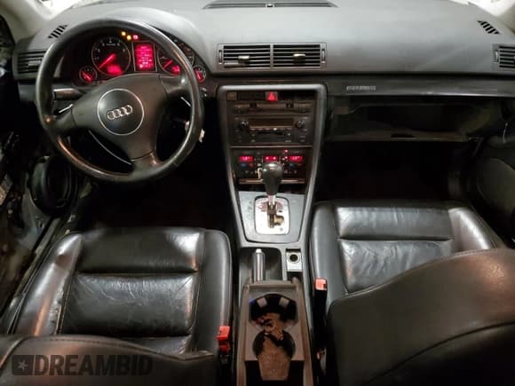 ✅ 2003 Audi A4 1.8T • VIN: WAULC68E53A191241 • Лот: 70051454. Опубликован ранее на Copart с пробегом 228 777 миль. Бесплатный доступ к архиву аукционных продаж из США и подробный отчёт об истории автомобиля на DreamBid. Изображение 8.