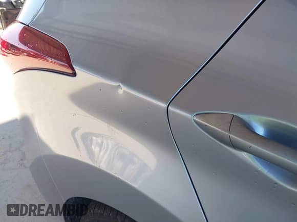 2015 Hyundai Elantra Limited z VIN 5NPDH4AE7FH609058, wystawiony jako IAAI lot #43273017 z przebiegiem 195 405 mil mil oraz . Historia ofert i sprzedaży dostępna na DreamBid. Obrazek 13.