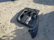 ✅ 2019 GMC Sierra 1500 • VIN: 1GTR9DELXKZ338107 • Лот: 84355215. Опубликован ранее на Copart с пробегом 108 405 миль. Бесплатный доступ к архиву аукционных продаж из США и подробный отчёт об истории автомобиля на DreamBid. Изображение 12.