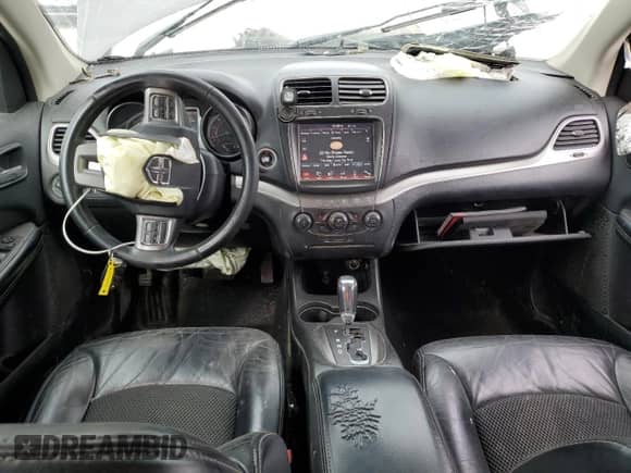 2018 Dodge Journey Crossroad with VIN 3C4PDCGG4JT379273, listed as a Copart auction lot 70452495 with 122,550 mi miles and Salvage title. Bid and sale history available at DreamBid. Image 8.