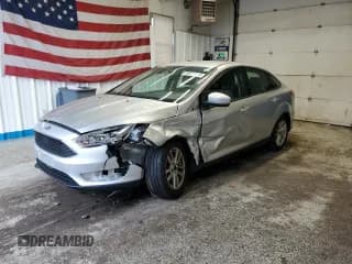 ✅ 2018 Ford Focus SE • VIN: 1FADP3FE3JL225729 • Lot: 90571745. Wystawiony na Copart z przebiegiem 60 939 mil. Bezpłatny archiwum sprzedaży aukcyjnych z USA i szczegółowy raport historii pojazdu na DreamBid. Zdjęcie 1.