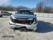 ✅ 2022 GMC Sierra 1500 SLE • VIN: 1GTUUBED7NZ557231 • Лот: 84678694. Опубликован ранее на Copart с пробегом 48 865 миль. Бесплатный доступ к архиву аукционных продаж из США и подробный отчёт об истории автомобиля на DreamBid. Изображение 10.