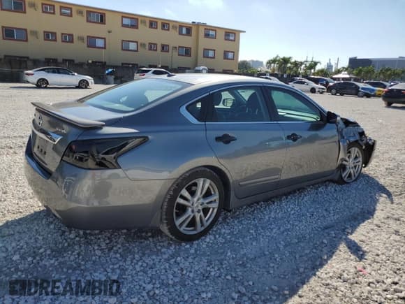 ✅ 2015 Nissan Altima SL • VIN: 1N4BL3AP9FC194473 • Лот: 90912805. Опубликован ранее на Copart с пробегом 232 660 миль. Бесплатный доступ к архиву аукционных продаж из США и подробный отчёт об истории автомобиля на DreamBid. Изображение 3.