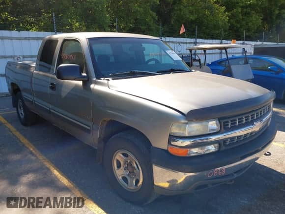 ✅ 2000 Chevrolet Silverado 1500 LS • VIN: 2GCEK19V2Y1186595 • Lot: 42780868. Wystawiony na IAAI z przebiegiem 220 024 mil mil. Skorzystaj z bezpłatnego archiwum sprzedaży aukcyjnych z USA i zobacz szczegółowy raport historii pojazdu na DreamBid. Zdjęcie 1.