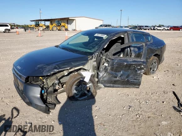 ✅ 2025 Kia K4 LXS • VIN: 3KPFT4DE2SE212844 • Lot: 90373895. Wystawiony na Copart z przebiegiem 97 mil. Bezpłatny archiwum sprzedaży aukcyjnych z USA i szczegółowy raport historii pojazdu na DreamBid. Zdjęcie 1.