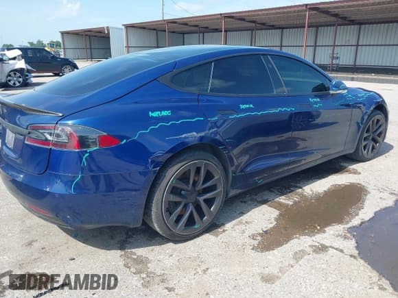 ✅ 2017 Tesla Model S 60 • VIN: 5YJSA1E17HF231245 • Lot: 42502836. Wystawiony na IAAI z przebiegiem 103 703 mil. Bezpłatny archiwum sprzedaży aukcyjnych z USA i szczegółowy raport historii pojazdu na DreamBid. Zdjęcie 4.