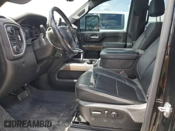 2022 Chevrolet Silverado 2500HD High Country z VIN 1GC4YREY7NF149717, wystawiony jako Copart lot #60214585 z przebiegiem 111 930 mil mil oraz Szkoda całkowita • Salvage title. Historia ofert i sprzedaży dostępna na DreamBid. Obrazek 7.