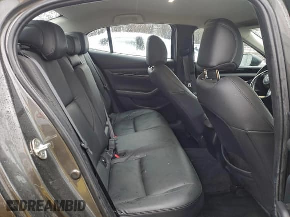 ✅ 2021 Mazda 3 Select • VIN: 3MZBPBBM3MM204873 • Lot: 94730825. Listed on Copart with 38,595 mi. Free auction sales archive from the USA and detailed vehicle history report at DreamBid. Image 10.