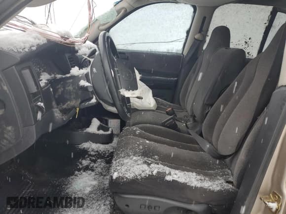 ✅ 2004 Dodge Dakota SLT • VIN: 1D7HG48N84S693647 • Lot: 84762644. Wystawiony na Copart z przebiegiem Nie podano. Bezpłatny archiwum sprzedaży aukcyjnych z USA i szczegółowy raport historii pojazdu na DreamBid. Zdjęcie 7.