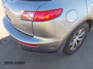 ✅ 2005 Infiniti FX • VIN: JNRAS08U25X103523 • Лот: 43366792. Опубликован ранее на IAAI с пробегом 243 553 миль. Бесплатный доступ к архиву аукционных продаж из США и подробный отчёт об истории автомобиля на DreamBid. Изображение 6.