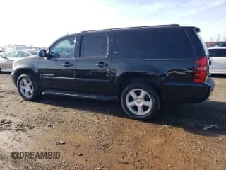 ✅ 2007 Chevrolet Suburban LTZ • VIN: 3GNFK16317G122293 • Lot: 63399534. Wystawiony na Copart z przebiegiem 146 428 mil. Bezpłatny archiwum sprzedaży aukcyjnych z USA i szczegółowy raport historii pojazdu na DreamBid. Zdjęcie 2.