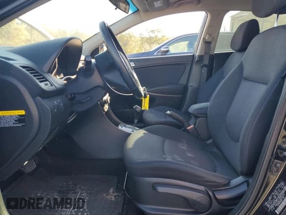 ✅ 2016 Hyundai Accent Sport • VIN: KMHCU5AE1GU240150 • Лот: 79859284. Опубликован ранее на Copart с пробегом 114 062 миль. Бесплатный доступ к архиву аукционных продаж из США и подробный отчёт об истории автомобиля на DreamBid. Изображение 7.