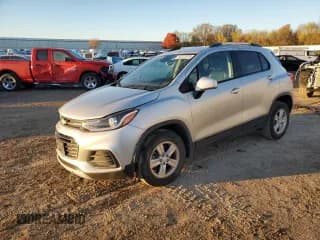 ✅ 2021 Chevrolet Trax LT • VIN: KL7CJPSM8MB365102 • Lot: 82727875. Listed on Copart with 74,885 mi. Free auction sales archive from the USA and detailed vehicle history report at DreamBid. Image 1.