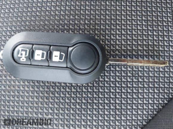 ✅ 2015 Ram ProMaster City Cargo Tradesman • VIN: ZFBERFAT6F6978423 • Lot: 43722449. Wystawiony na IAAI z przebiegiem 89 659 mil. Bezpłatny archiwum sprzedaży aukcyjnych z USA i szczegółowy raport historii pojazdu na DreamBid. Zdjęcie 11.