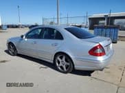 ✅ 2008 Mercedes-Benz E 350 Luxury • VIN: WDBUF56X98B305559 • Lot: 82545405. Wystawiony na Copart z przebiegiem 141 095 mil. Bezpłatny archiwum sprzedaży aukcyjnych z USA i szczegółowy raport historii pojazdu na DreamBid. Zdjęcie 2.
