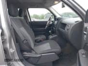 ✅ 2016 Jeep Patriot Sport • VIN: 1C4NJPBB0GD800486 • Лот: 42532852. Опубликован ранее на IAAI с пробегом 204 071 миль. Бесплатный доступ к архиву аукционных продаж из США и подробный отчёт об истории автомобиля на DreamBid. Изображение 5.