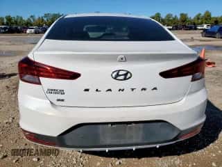 2019 Hyundai Elantra SE z VIN 5NPD74LF4KH456934, wystawiony jako Copart lot #87435705 z przebiegiem 170 225 mil mil oraz Czysty tytuł • Clean title. Historia ofert i sprzedaży dostępna na DreamBid. Obrazek 6.