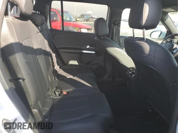 ✅ 2020 Mercedes-Benz GLB 250 • VIN: W1N4M4HB2LW022546 • Lot: 90687495. Wystawiony na Copart z przebiegiem 39 081 mil. Bezpłatny archiwum sprzedaży aukcyjnych z USA i szczegółowy raport historii pojazdu na DreamBid. Zdjęcie 11.