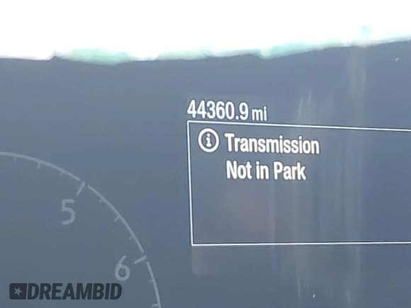 ✅ 2021 Ford Transit Cargo • VIN: 1FTBR3X87MKA58953 • Lot: 43199842. Wystawiony na IAAI z przebiegiem 44 360 mil. Bezpłatny archiwum sprzedaży aukcyjnych z USA i szczegółowy raport historii pojazdu na DreamBid. Zdjęcie 15.