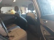 ✅ 2018 Hyundai Santa Fe 2.4L • VIN: 5NMZUDLB2JH072593 • Лот: 42846562. Опубликован ранее на IAAI с пробегом 56 789 миль. Бесплатный доступ к архиву аукционных продаж из США и подробный отчёт об истории автомобиля на DreamBid. Изображение 8.